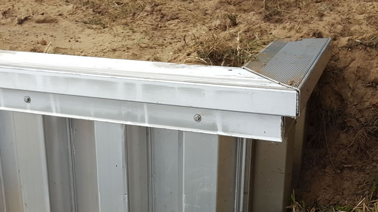 Sebring Aluminum & Vinyl Seawalls Installer